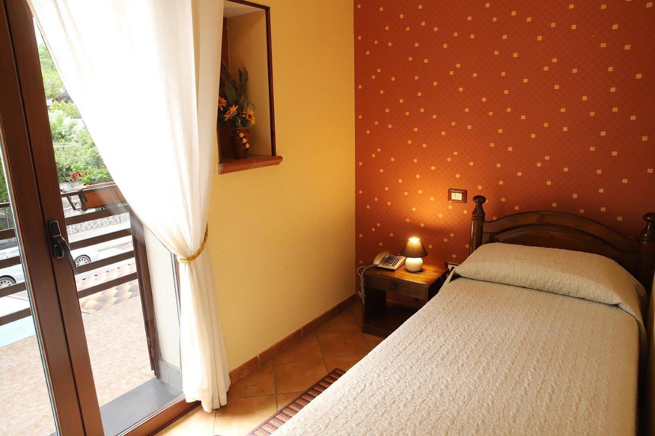 Hotel Alle Pendici Nicolosi Exterior photo